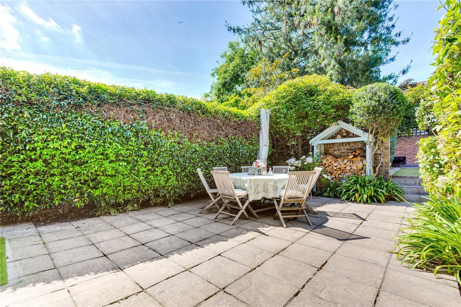 House Eglantine Road in Greater London