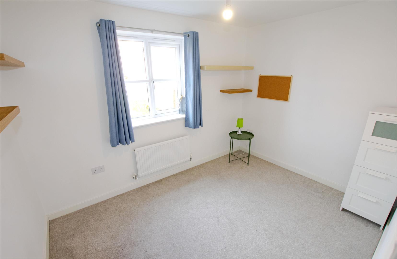 Flat Raddlebarn Road in Birmingham