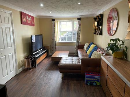 House Merrivale Close in Kettering