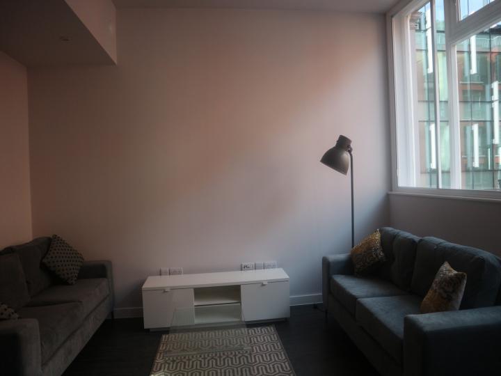 Flat Edmund Street in Liverpool