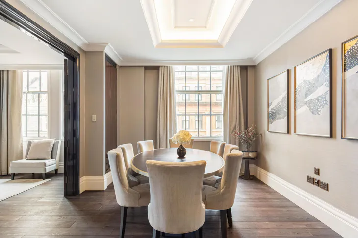 Flat Whitehall Place in City of Westminster