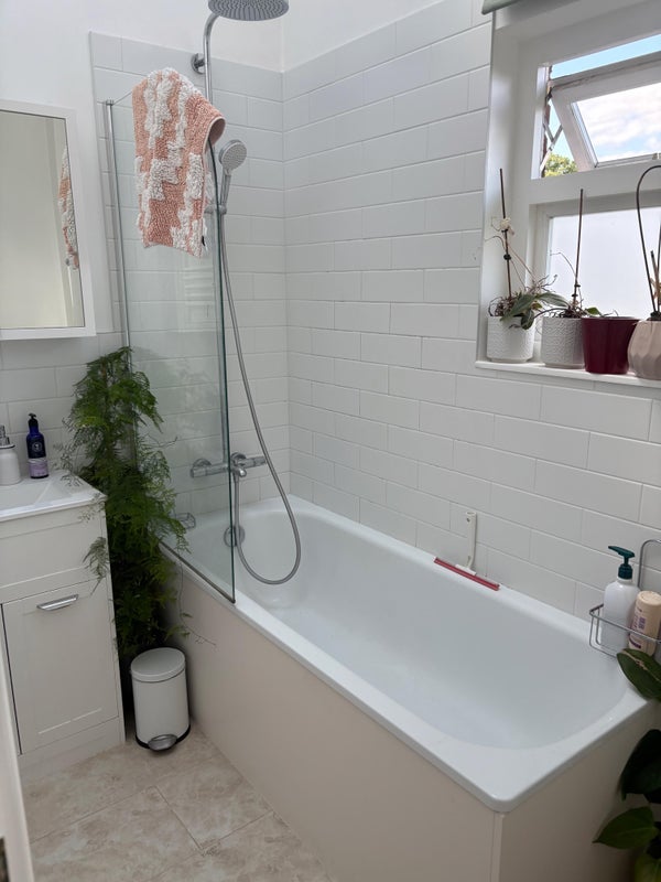 Room Beattock Rise in Greater London