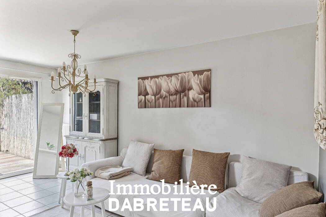Appartement Avenue de la Gare à Albigny-sur-Saône
