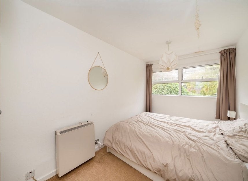 Flat Archery Close in City of Westminster