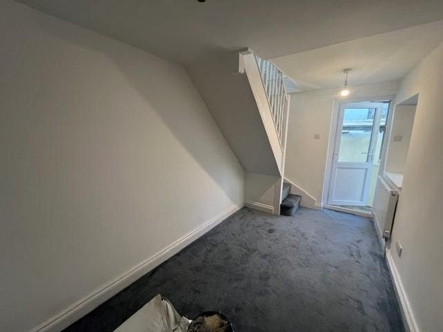 Flat Oriental Place in Brighton