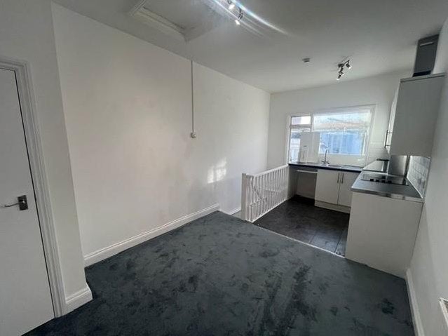 Flat Oriental Place in Brighton