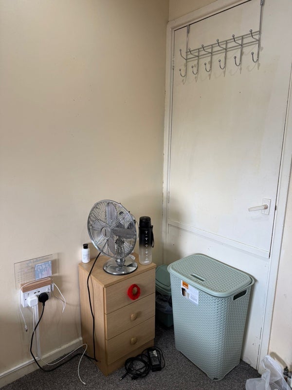 Room Harwood Street in Sandwell