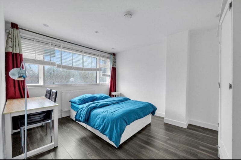 Room Park Mead in Greater London