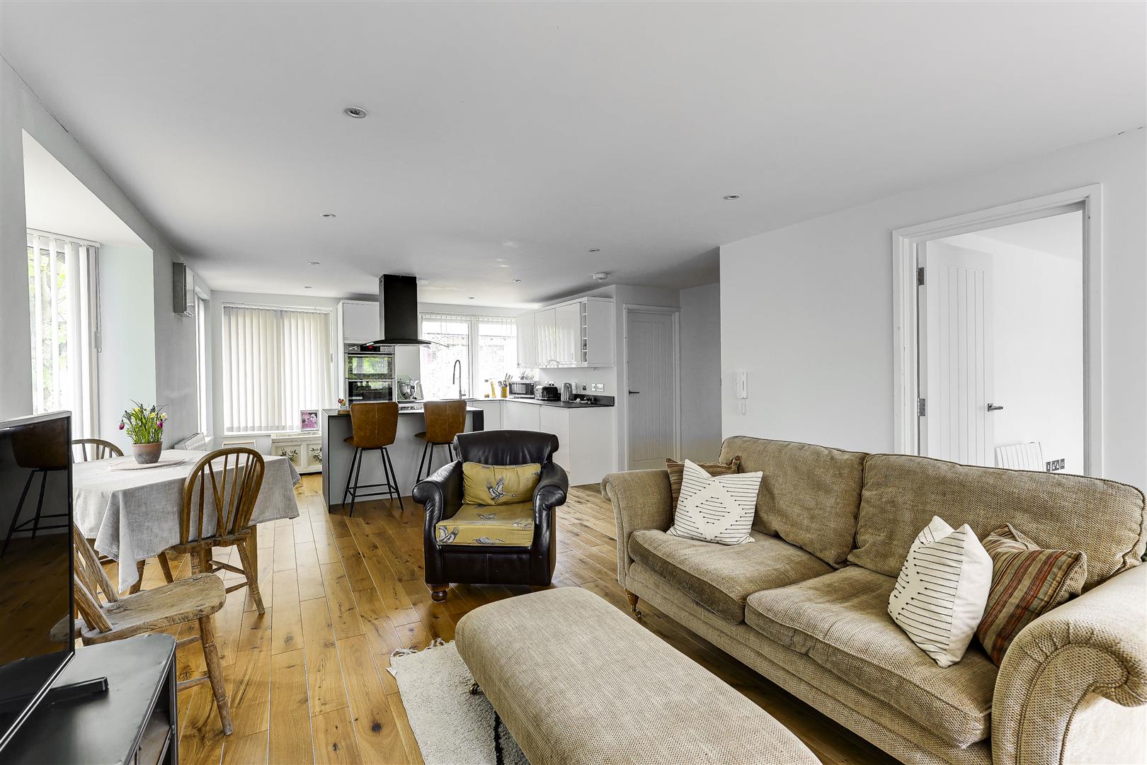 Flat London Road in Uttlesford