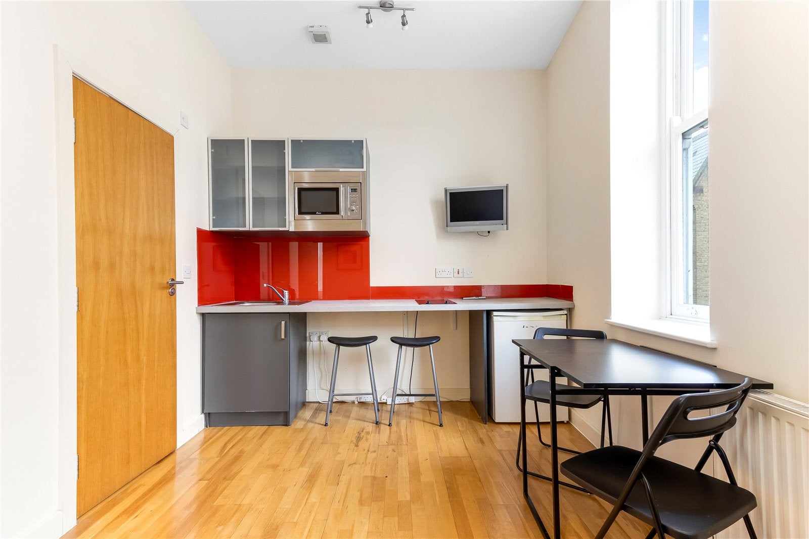 Flat Bayham Street in Greater London