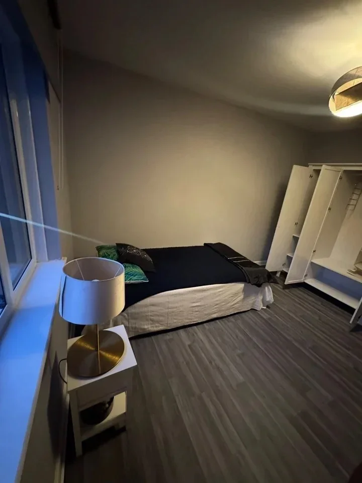 Room Canterbury Road in Greater London