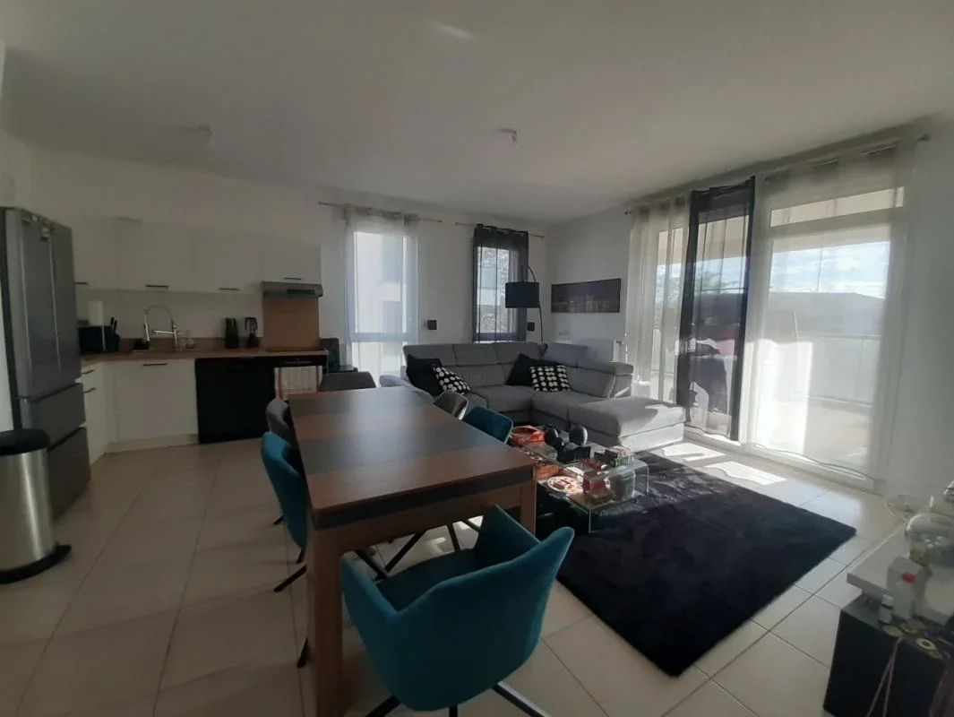 Appartement Rue de la République à Rillieux-la-Pape
