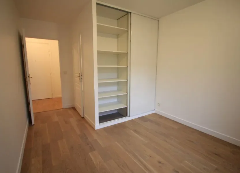 Appartement Allée des Airelles à Le Plessis-Robinson