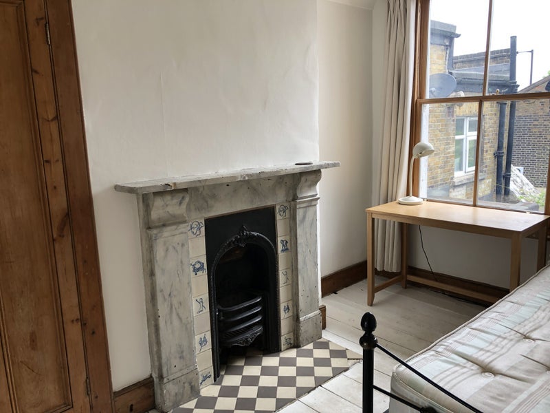 Room Cassland Road in Greater London
