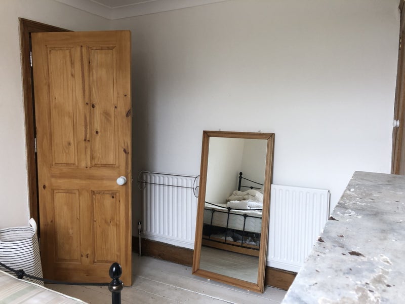 Room Cassland Road in Greater London