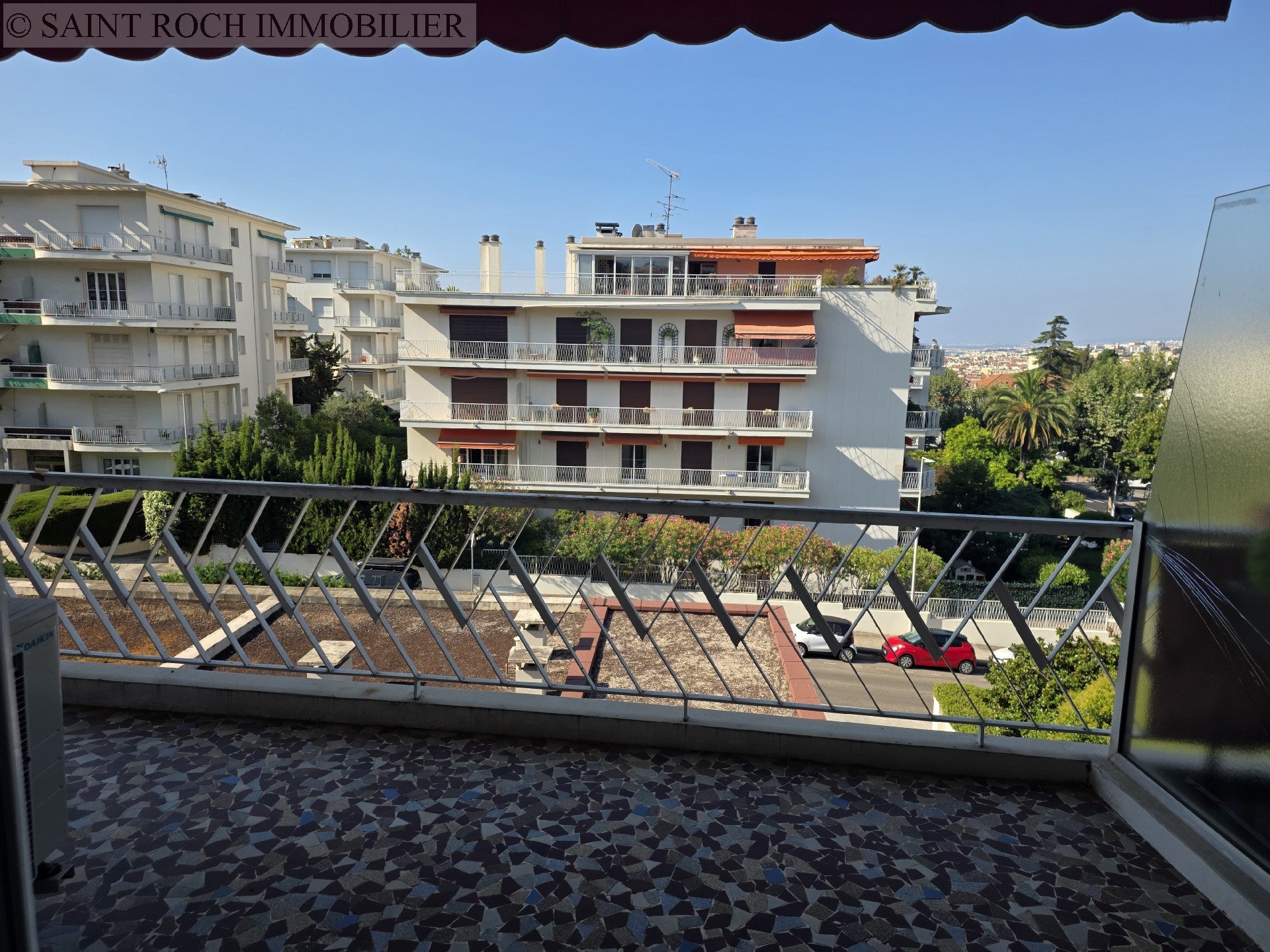 Flat Avenue des Arènes de Cimiez in Nice