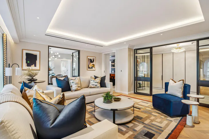 Flat Brompton Road in Greater London