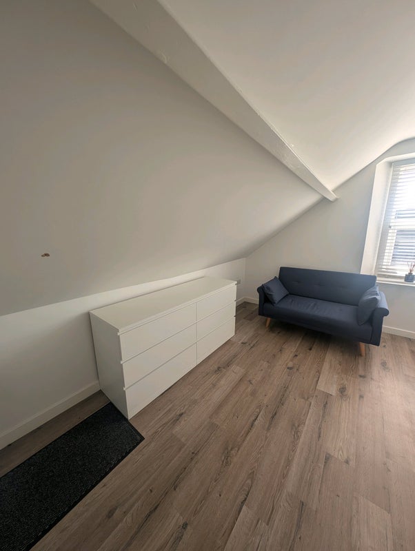 Room Walliscote Road in Weston-super-Mare