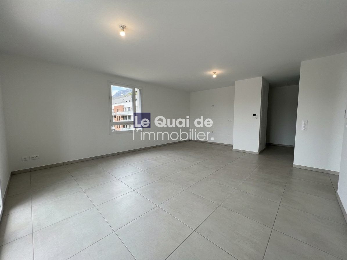 Flat chemin du noyer in Meylan