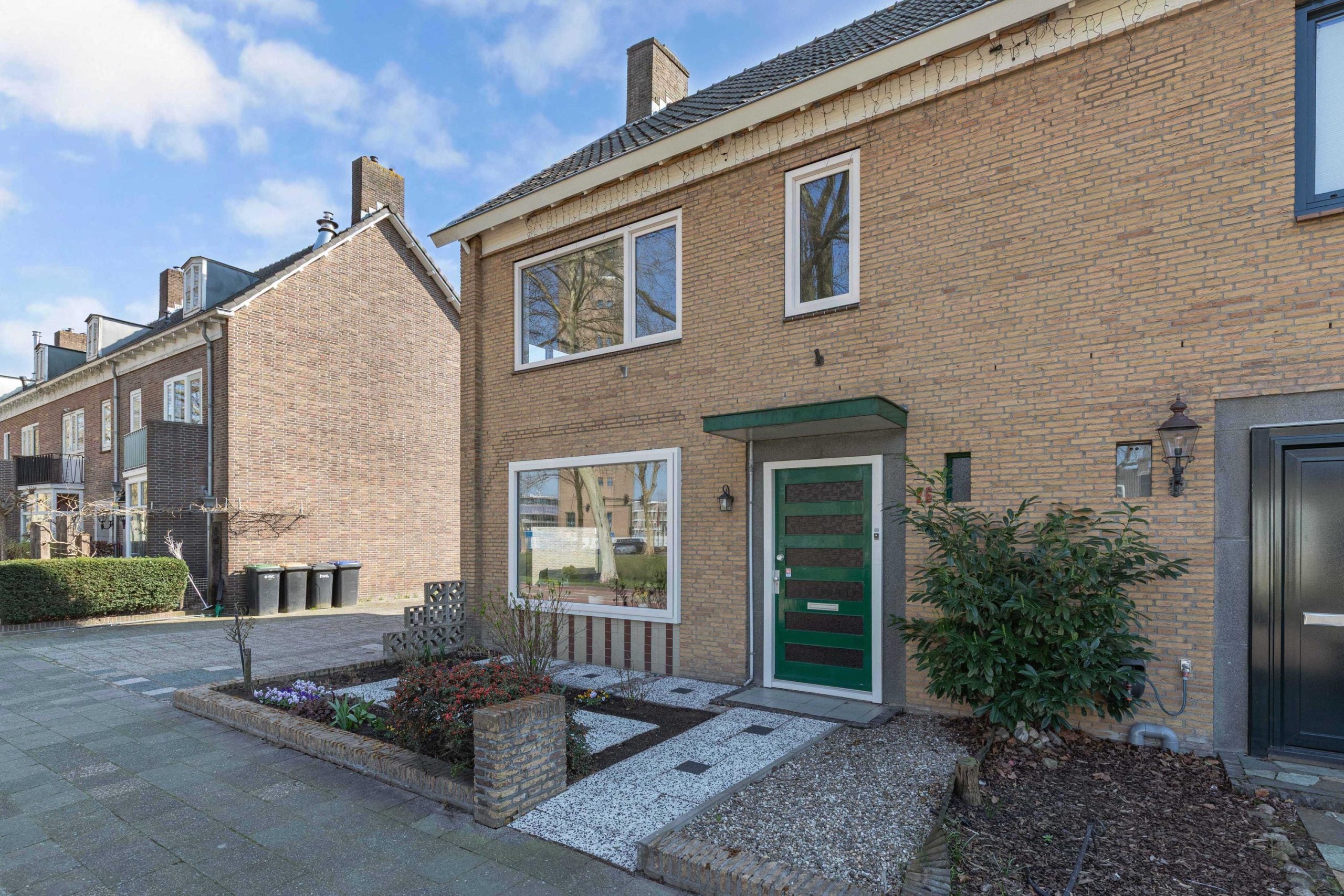 Hoekwoning te koop: Kampwal 26, Emmeloord