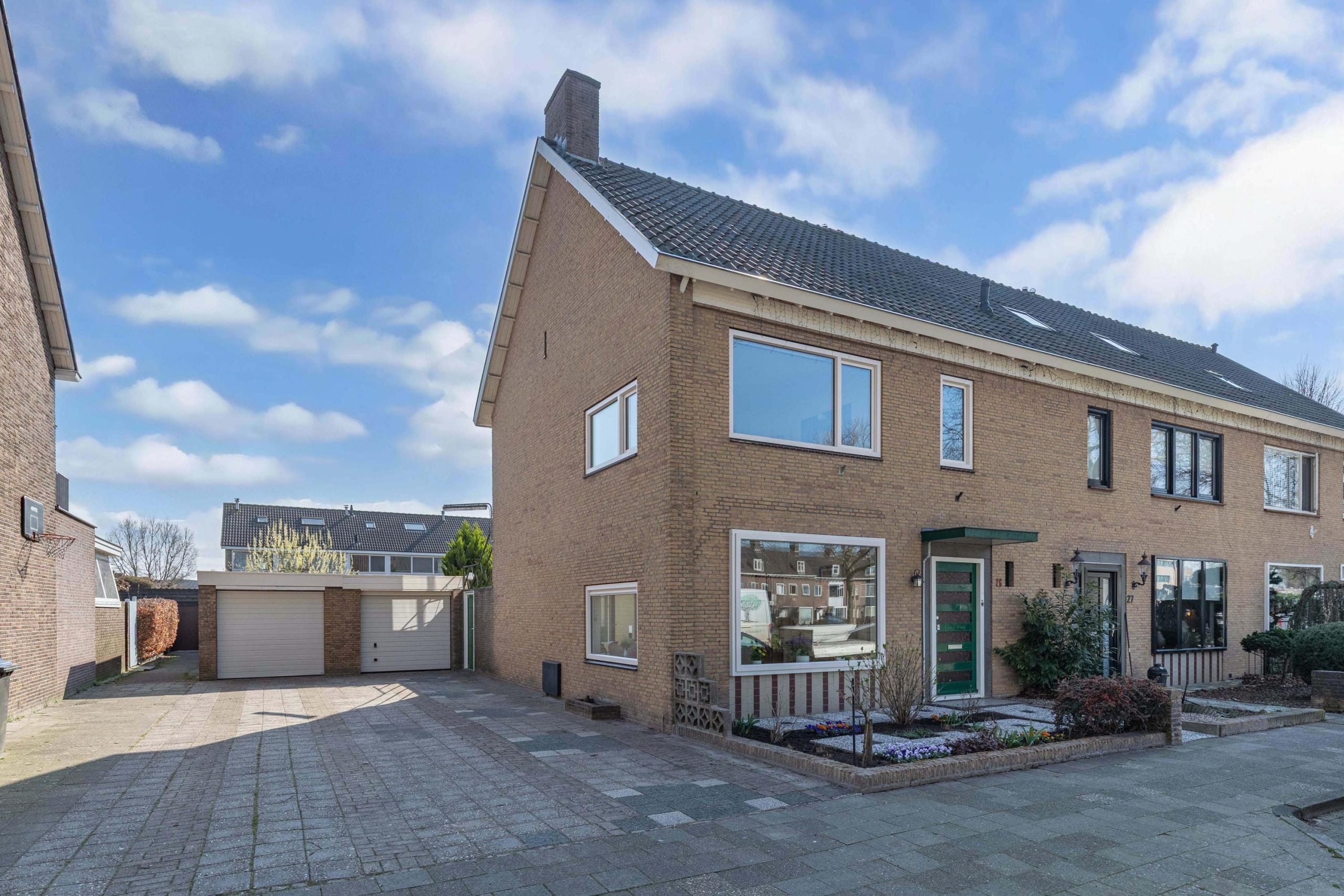 Hoekwoning te koop: Kampwal 26, Emmeloord
