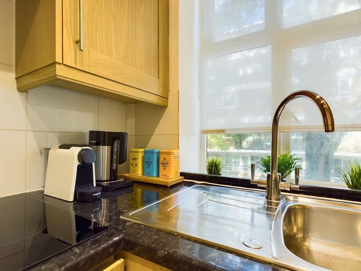 Flat Endell Street in Greater London