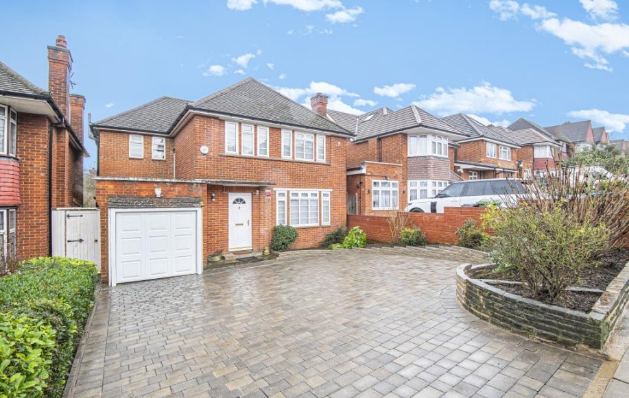 House The Paddocks in Greater London