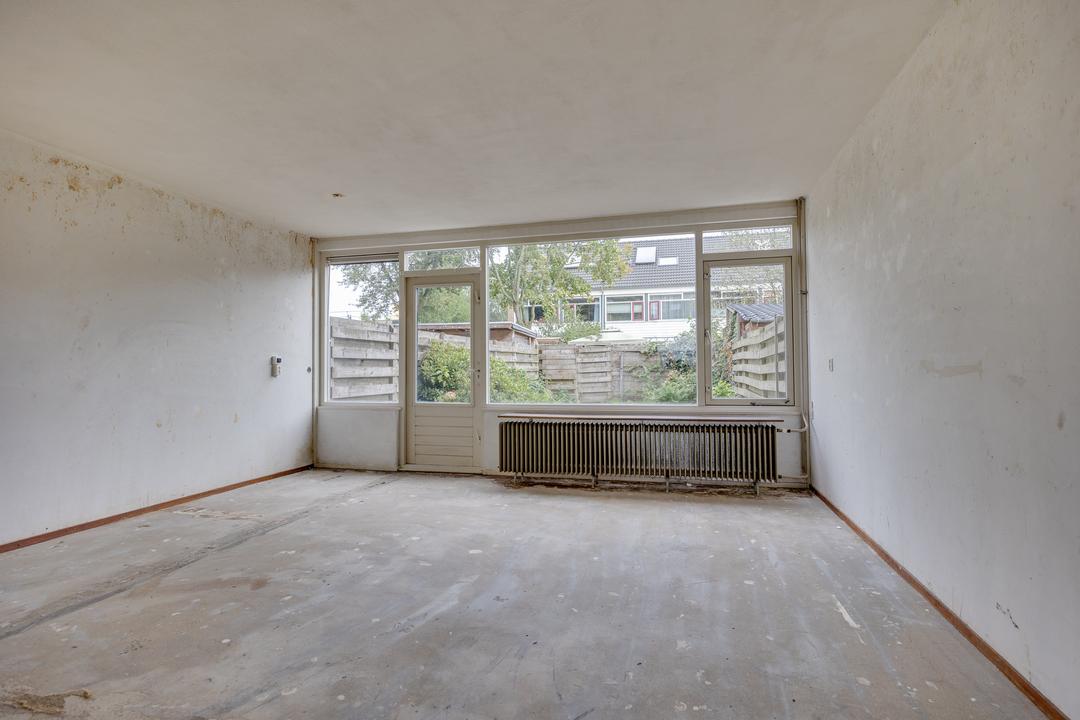 Tussenwoning te koop: Ploegschaar 24, Leusden