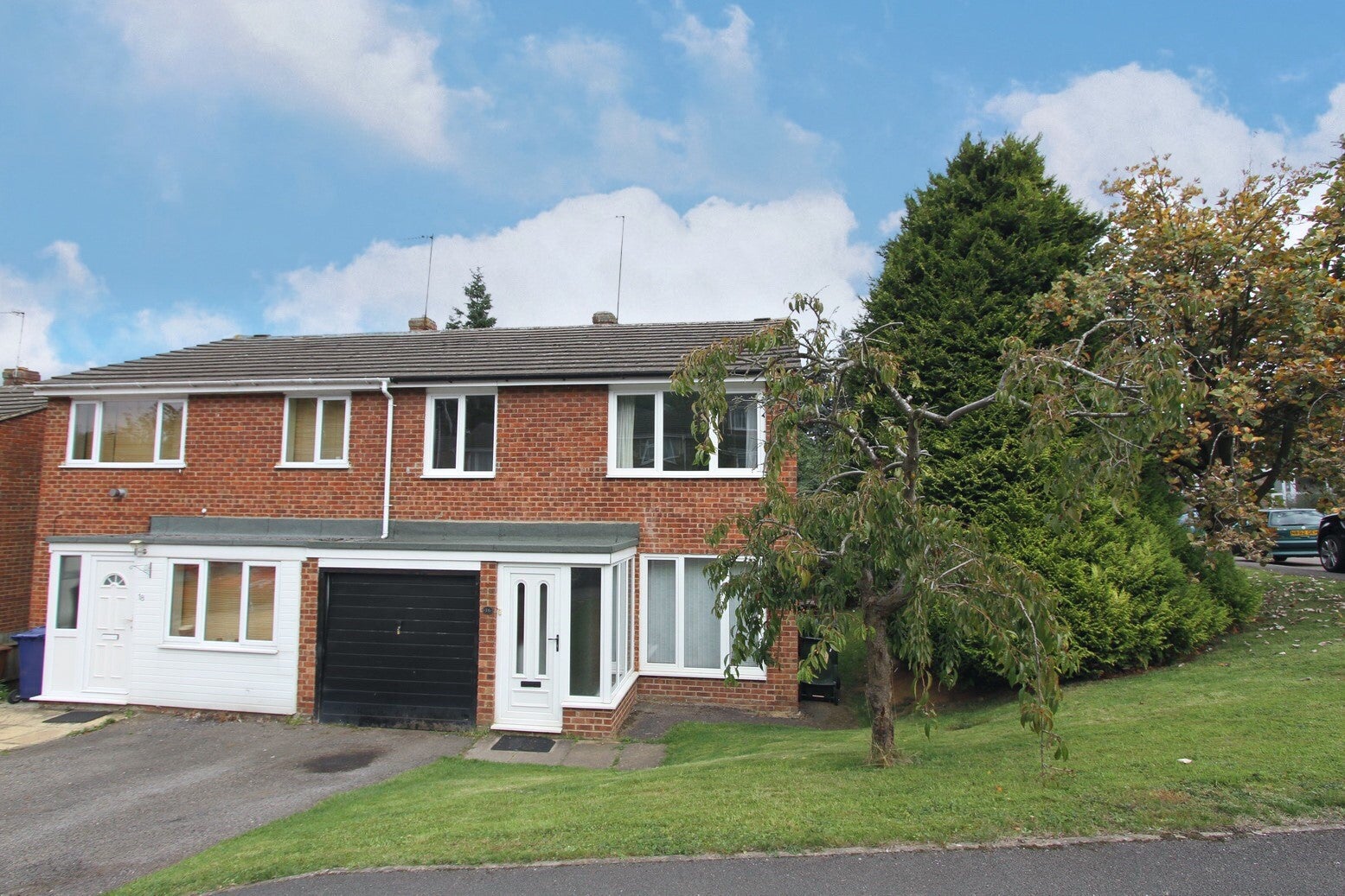 House Valley Road in Cherwell District