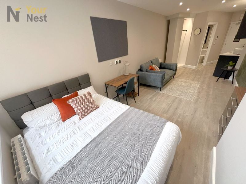 Flat Great George Street in Leeds