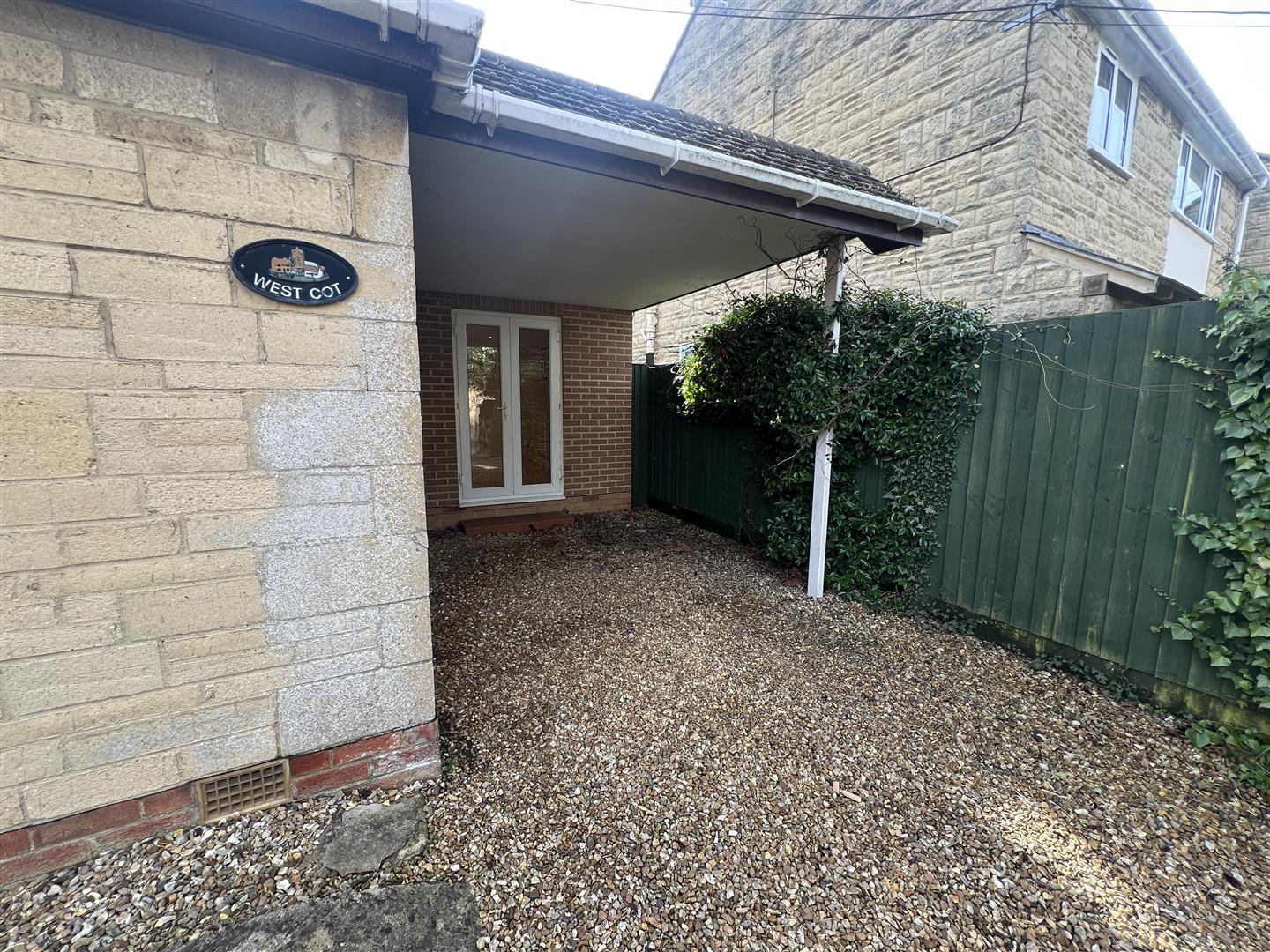 House Oxford Road in Cherwell District