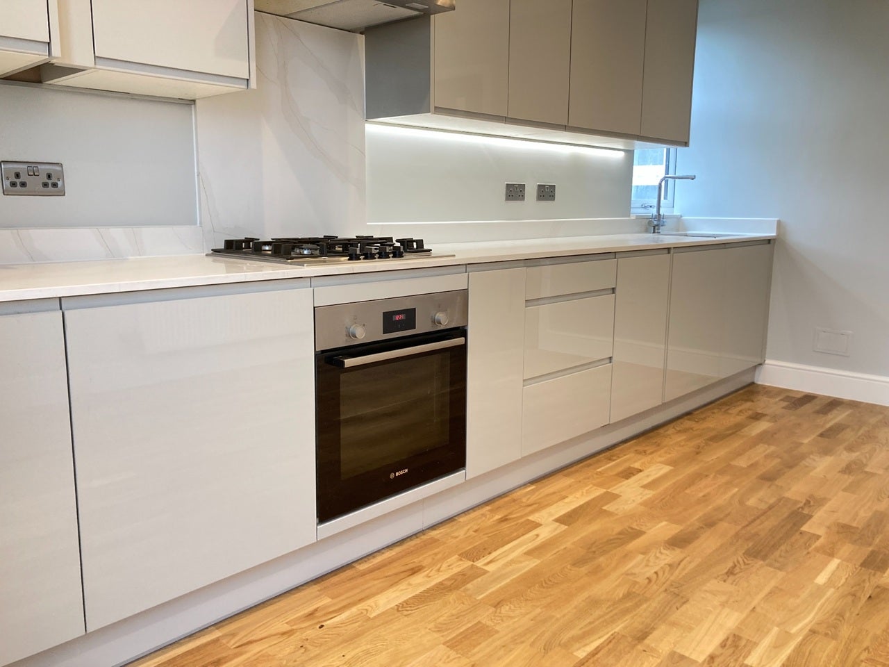 Room Northfield Avenue in Greater London
