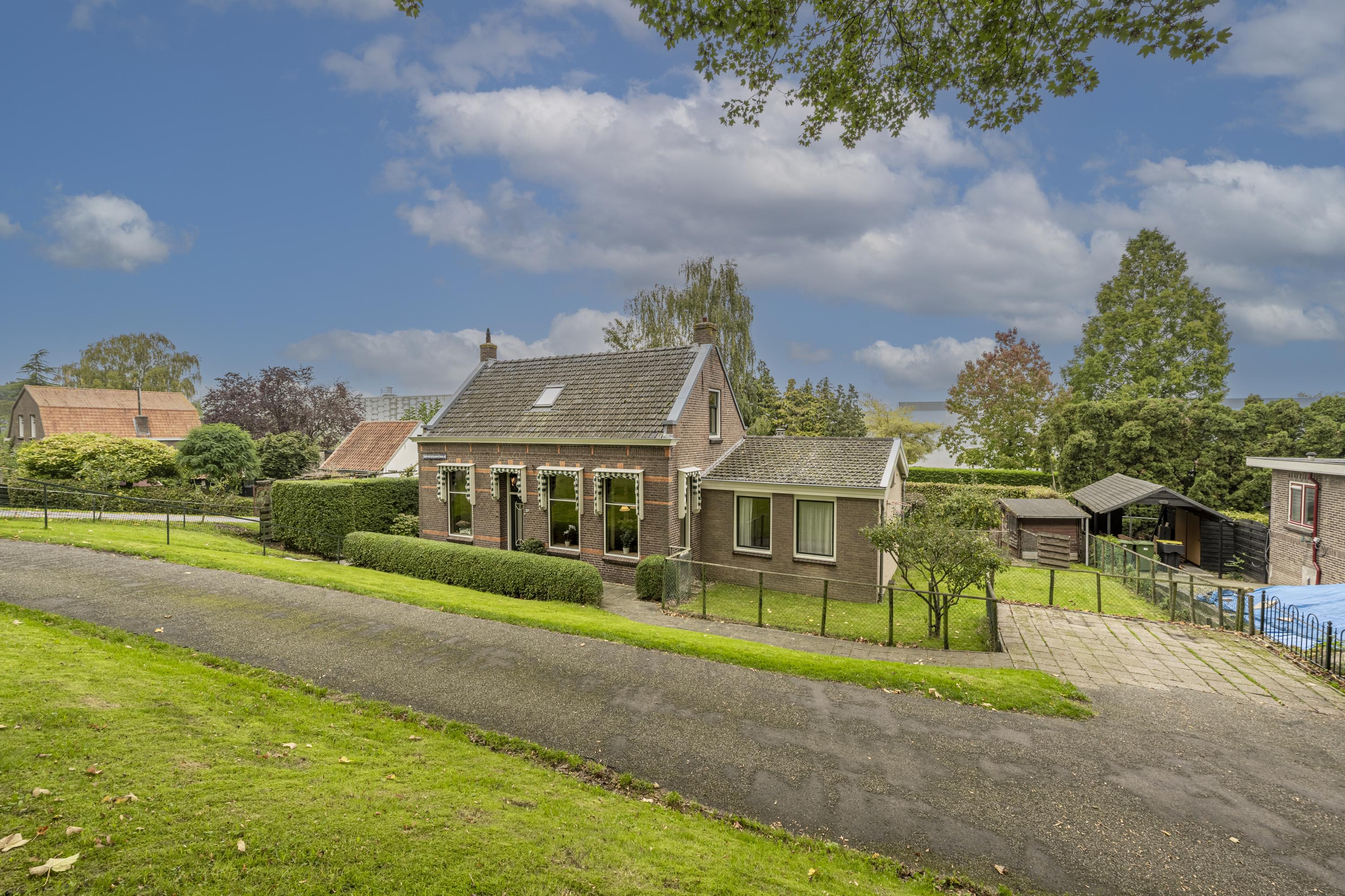 Huis Oud-Beijerlandsedijk 40 in Oud-Beijerland