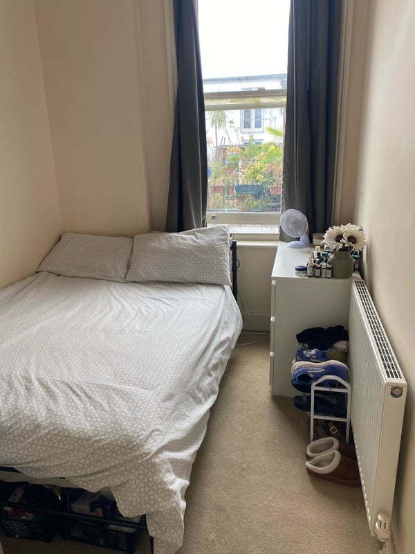 Room Saint John's Hill in Greater London