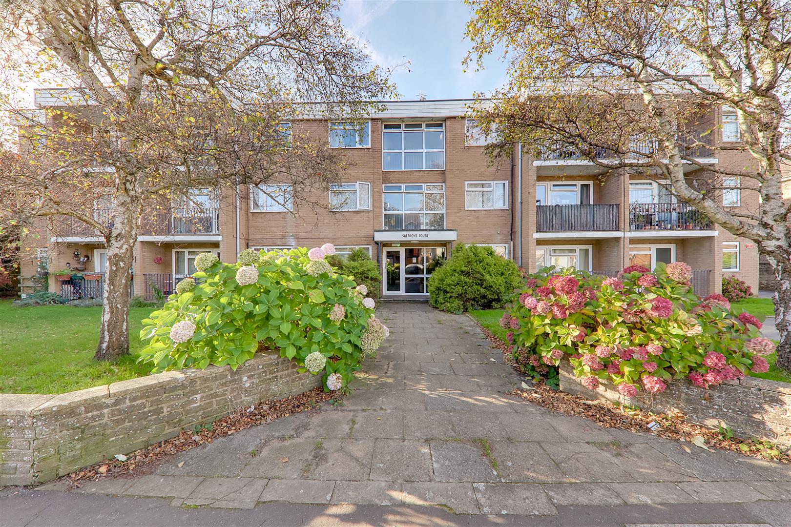 Flat Downview Road in Worthing
