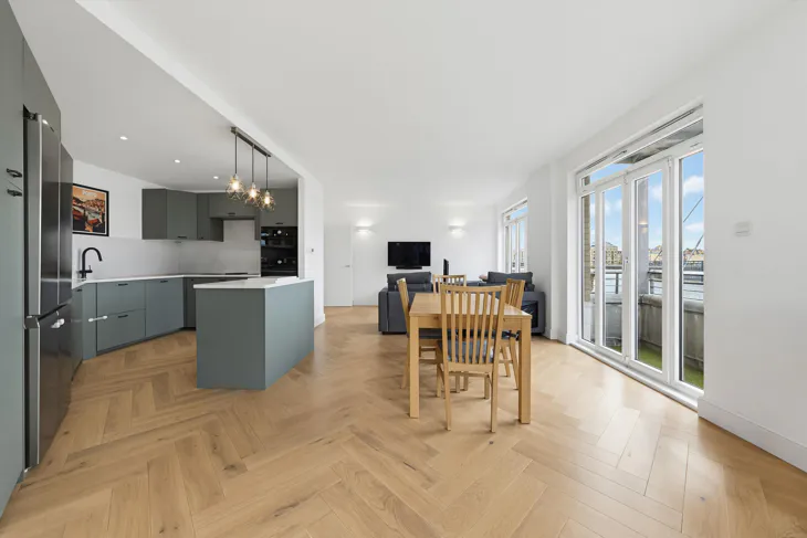 Flat Dundee Wharf in Greater London