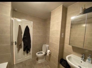 Room Lydney Close in Greater London