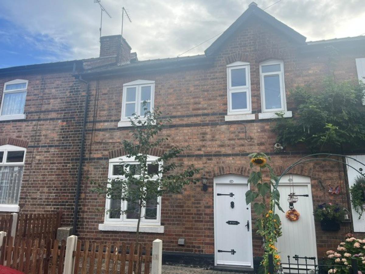 House Highfield Cottages in Derby