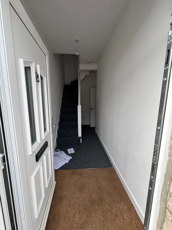 House Hunter Road in Greater London