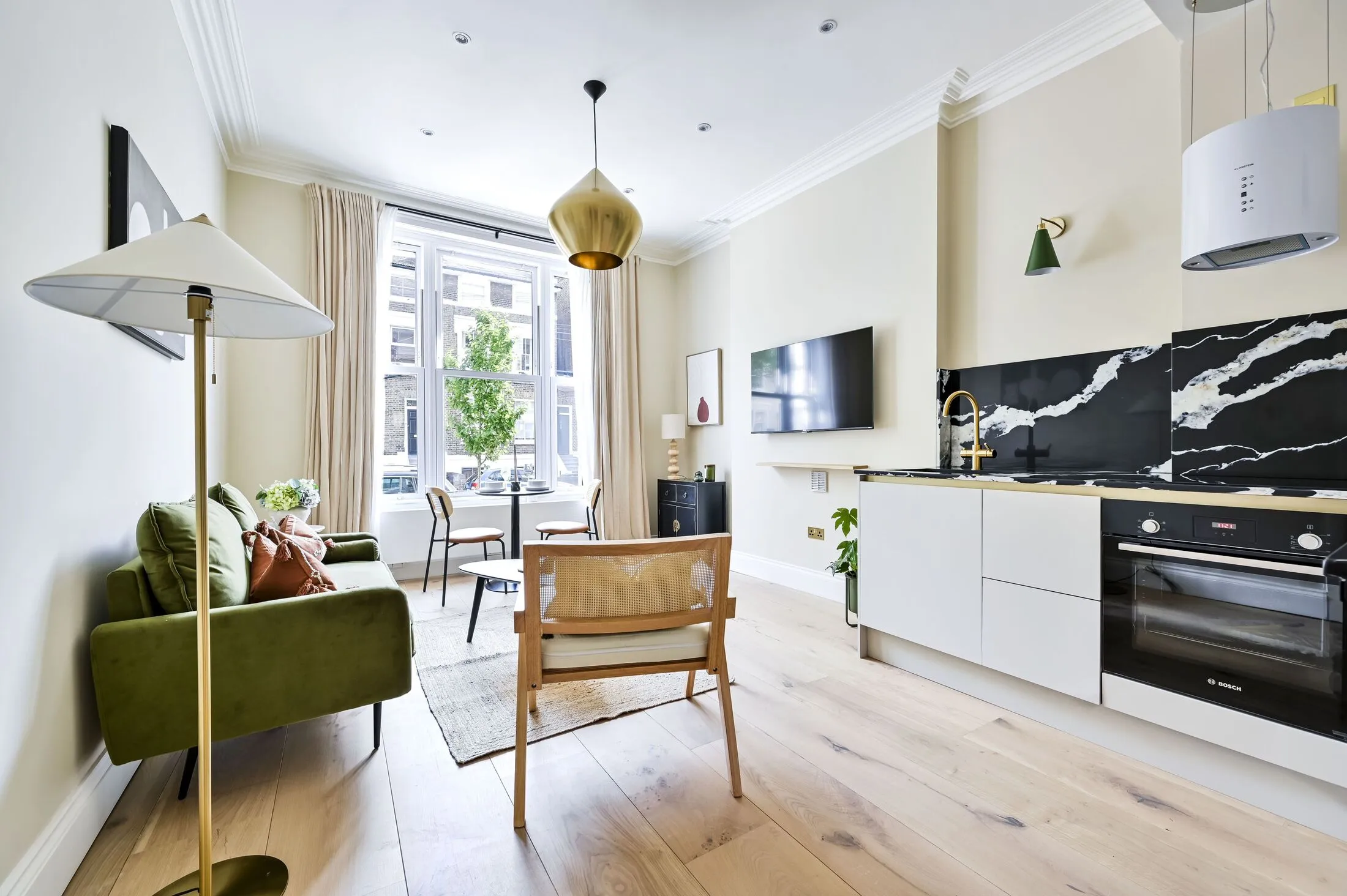 Flat Richmond Way in Greater London