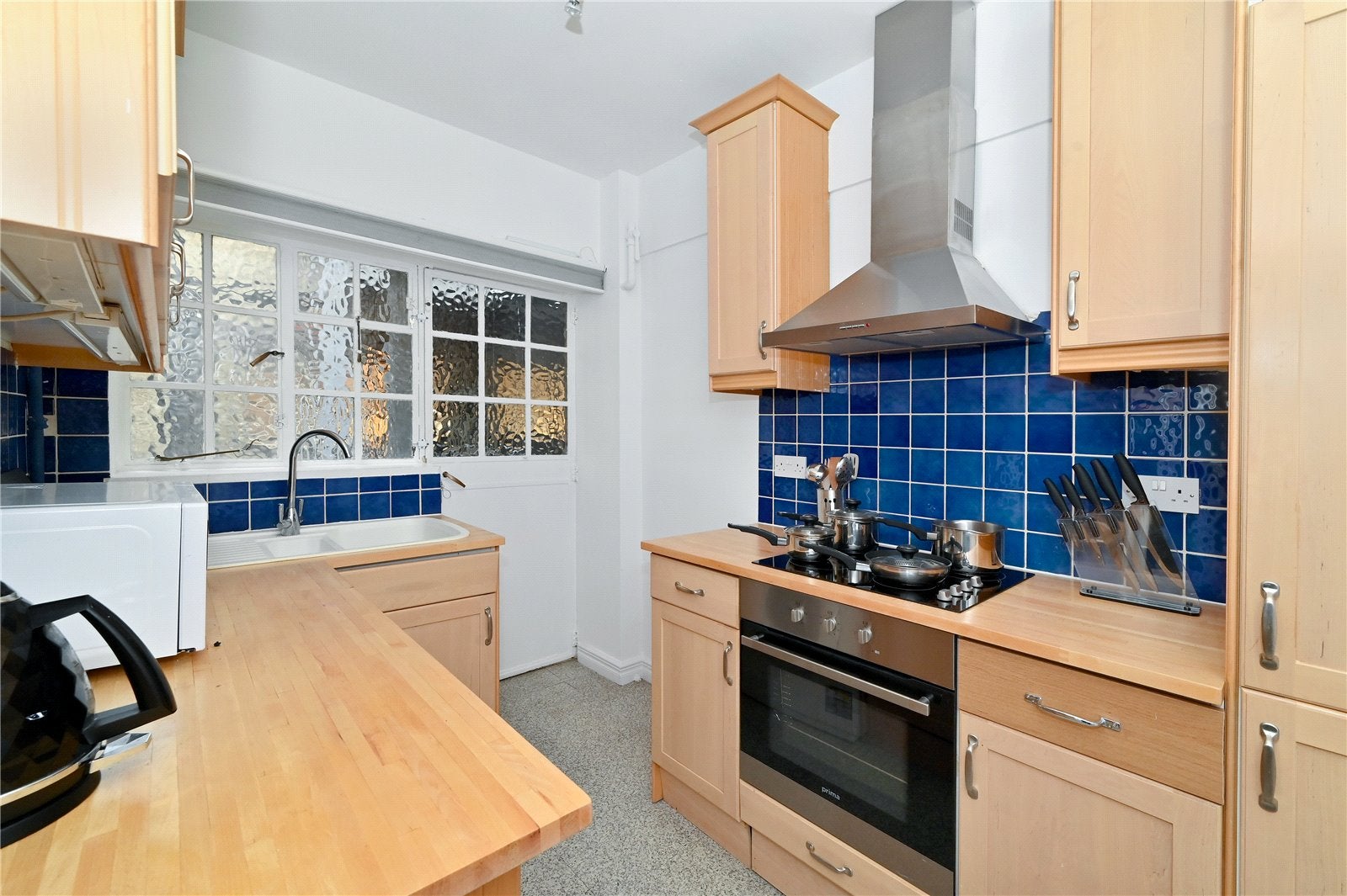 Flat Fulham Road in Greater London