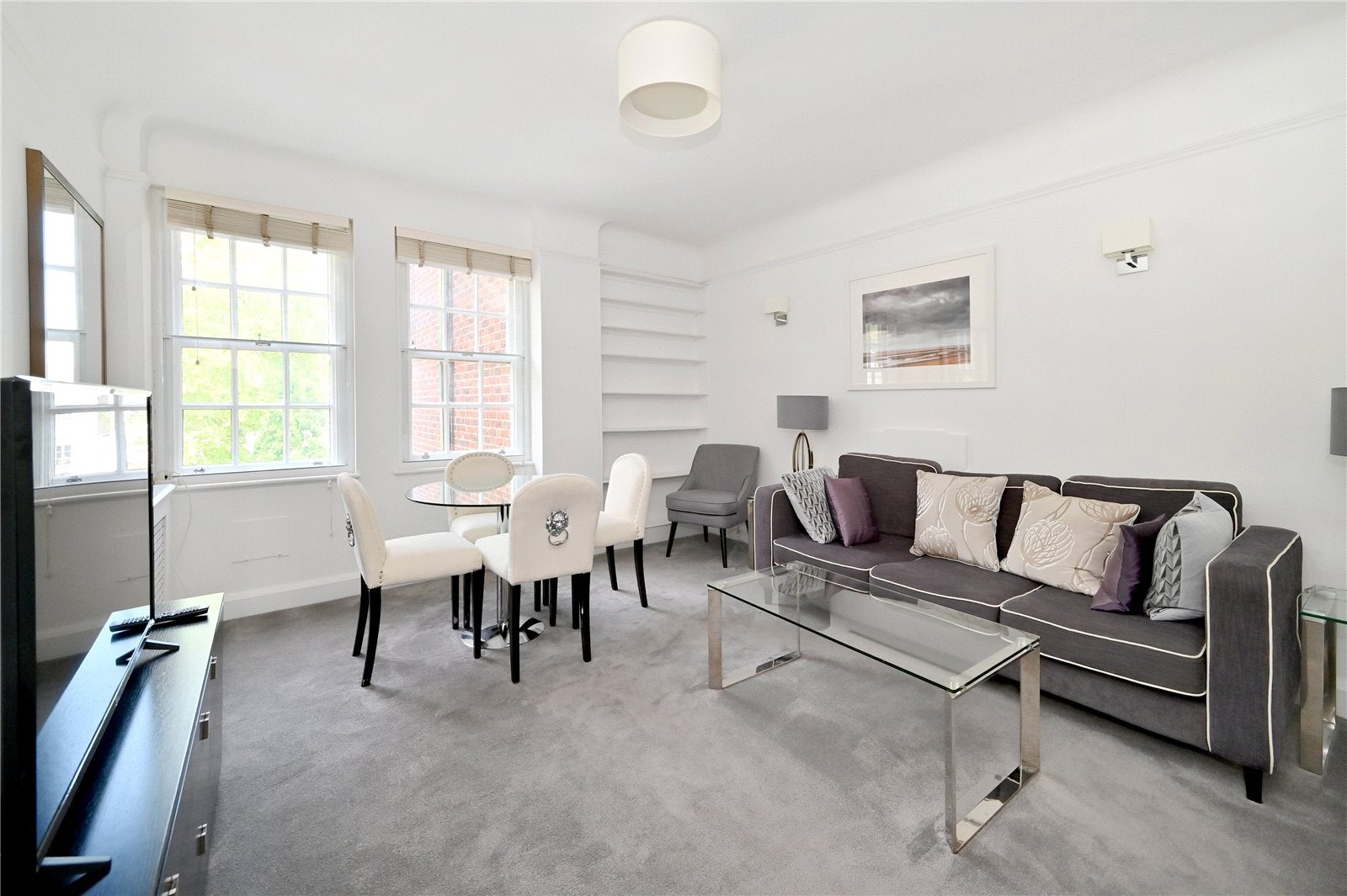 Flat Fulham Road in Greater London