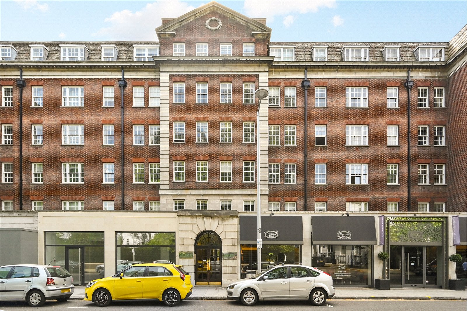 Flat Fulham Road in Greater London