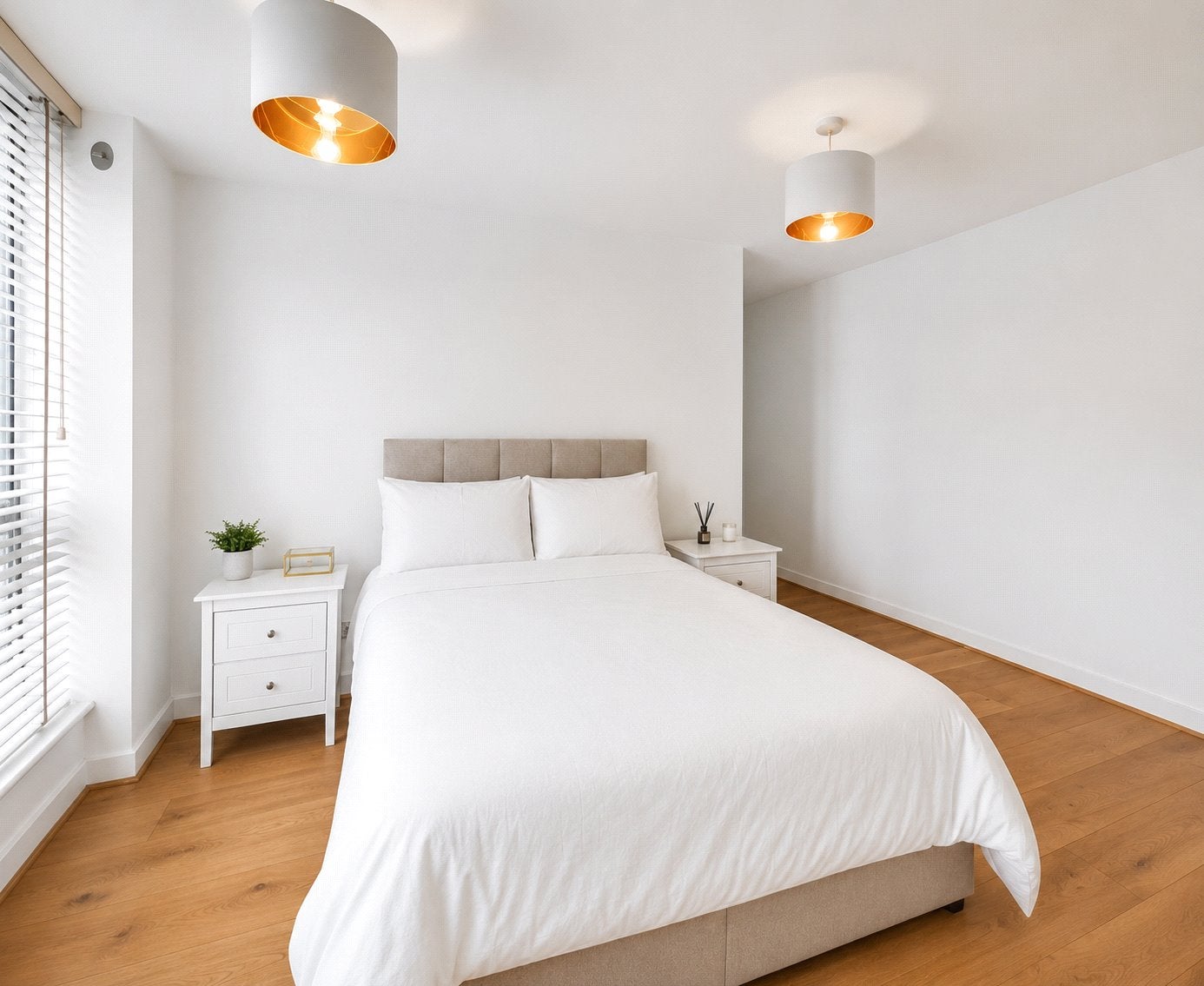 Flat Woodberry Down in Greater London