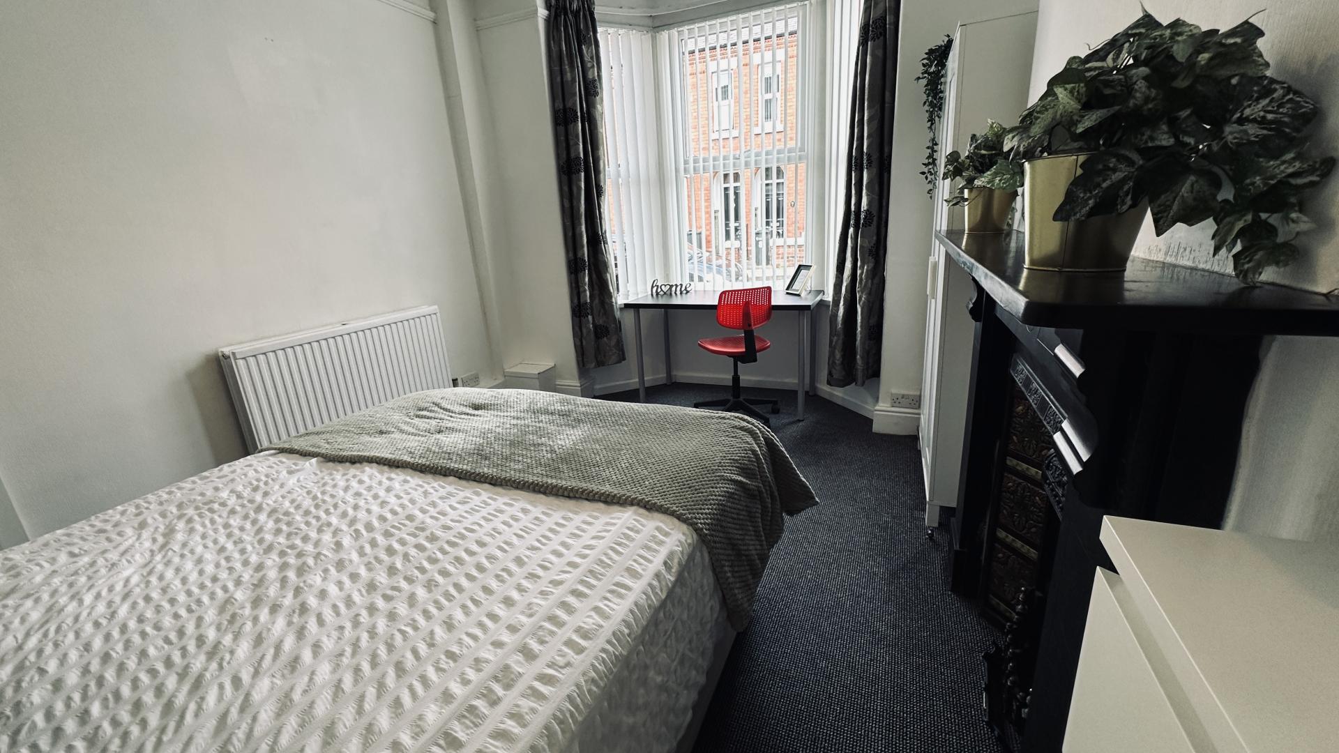 Room Salisbury Street in Chester