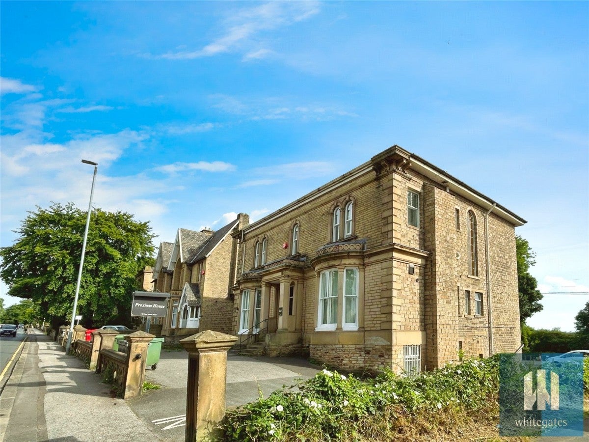 Flat New North Road in Kirklees