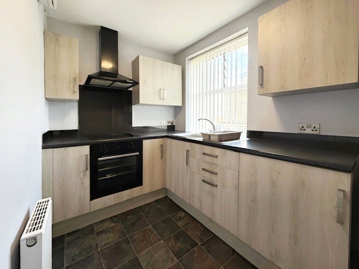 Flat New North Road in Kirklees
