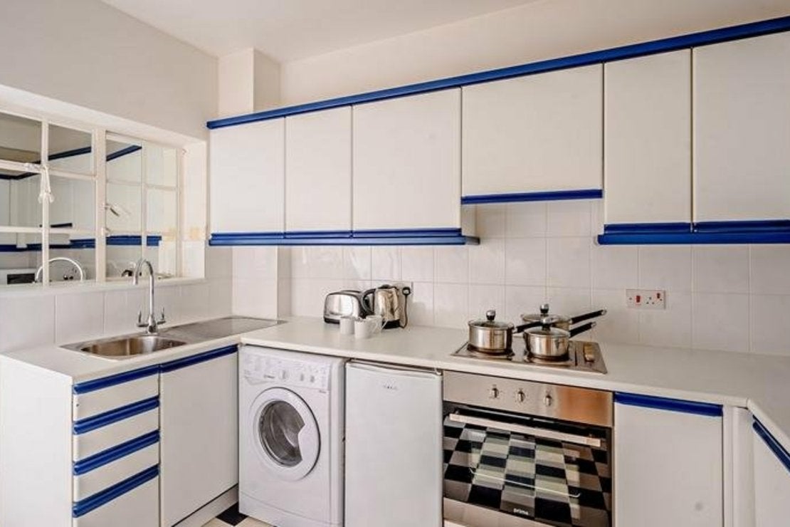 Flat Fulham Road in Greater London