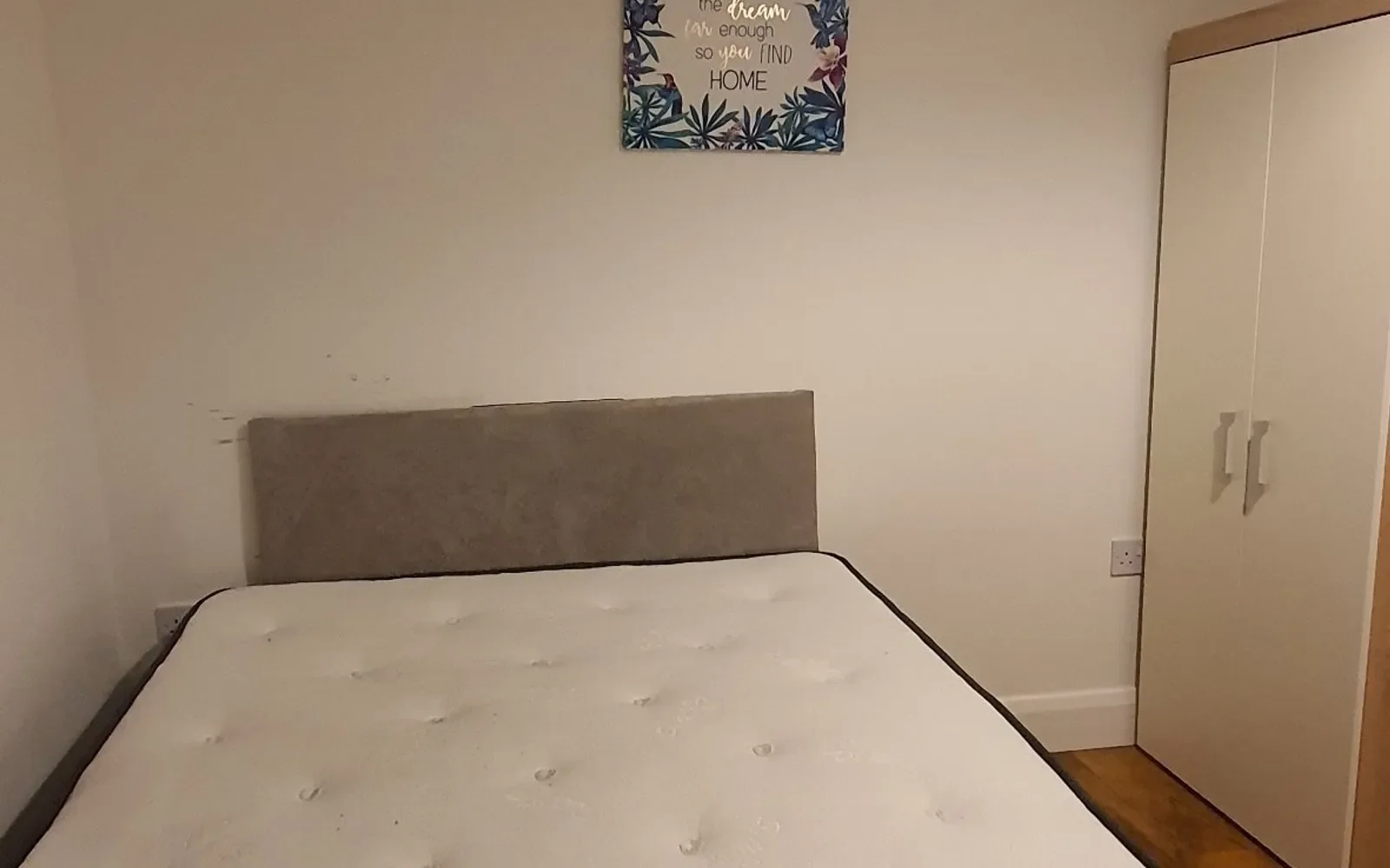 Room Firbank Drive in Watford