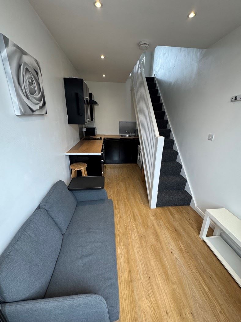 Room Havant Road in Portsmouth